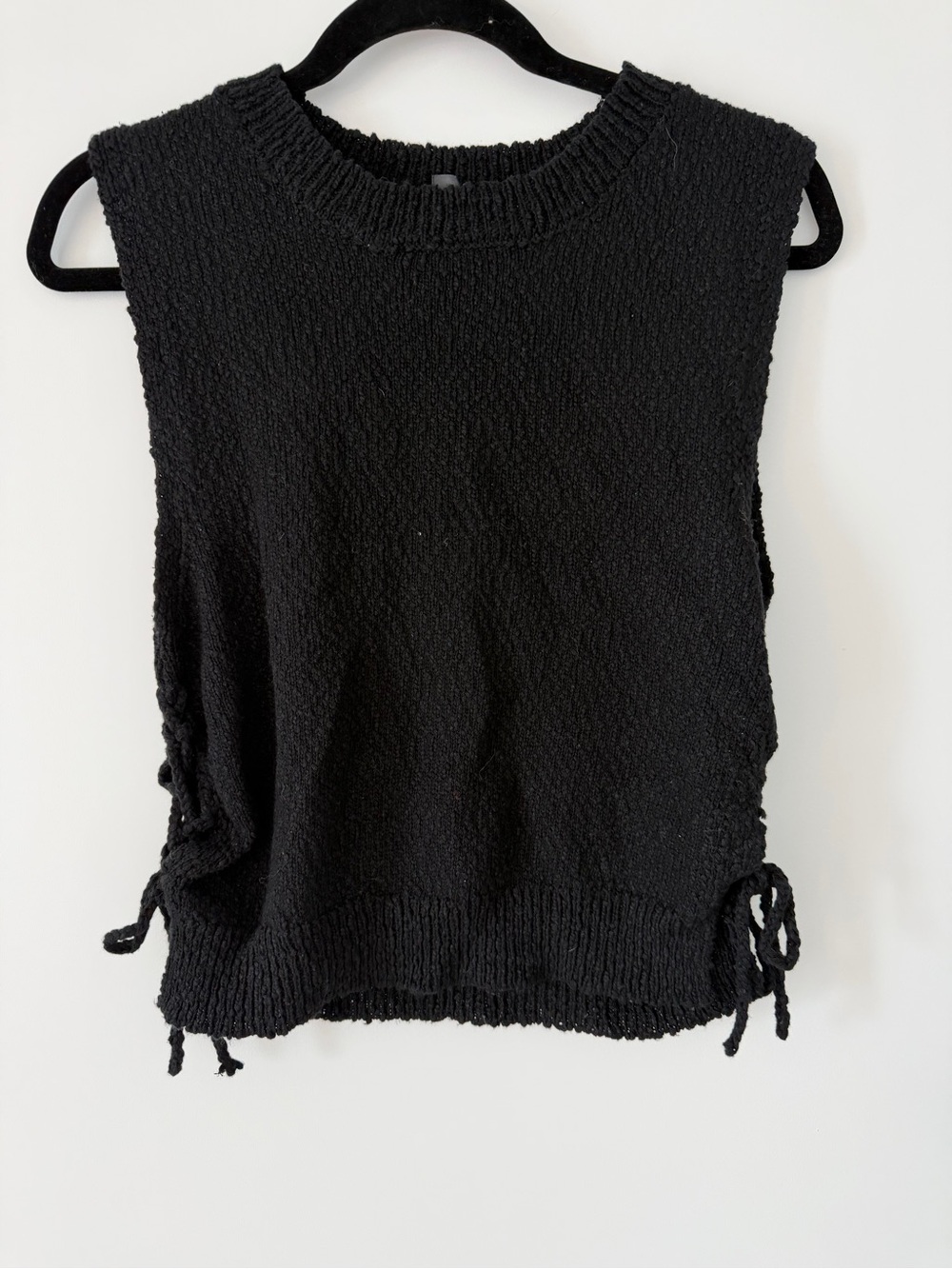 Black Sleeveless Knit Tank Top - Brand Unknown
